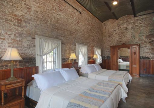 Double Queen Suites