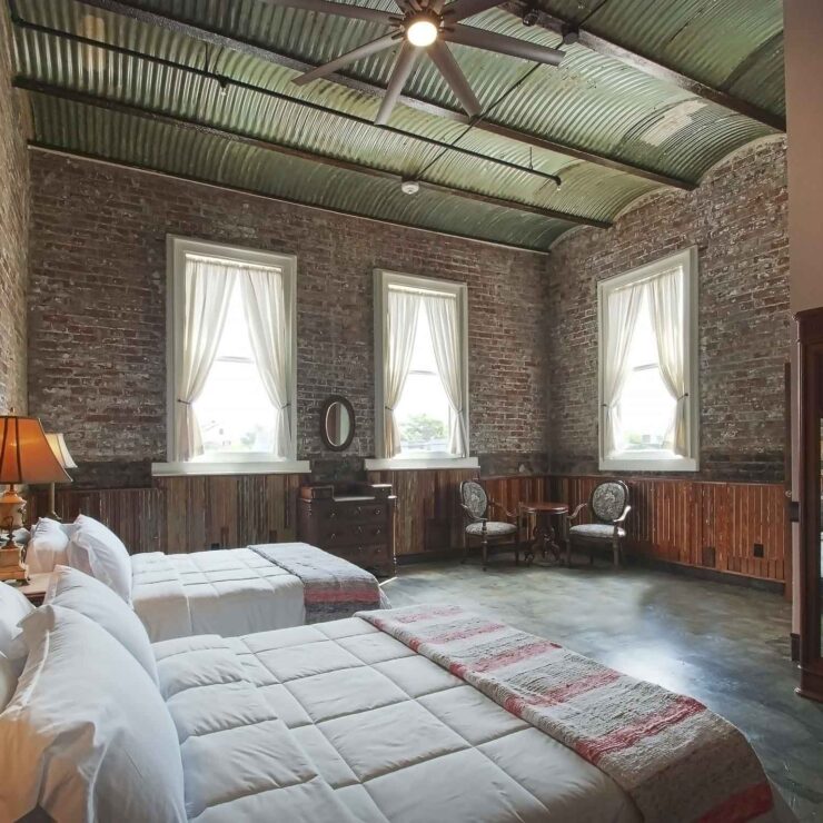 Double Queen Suites